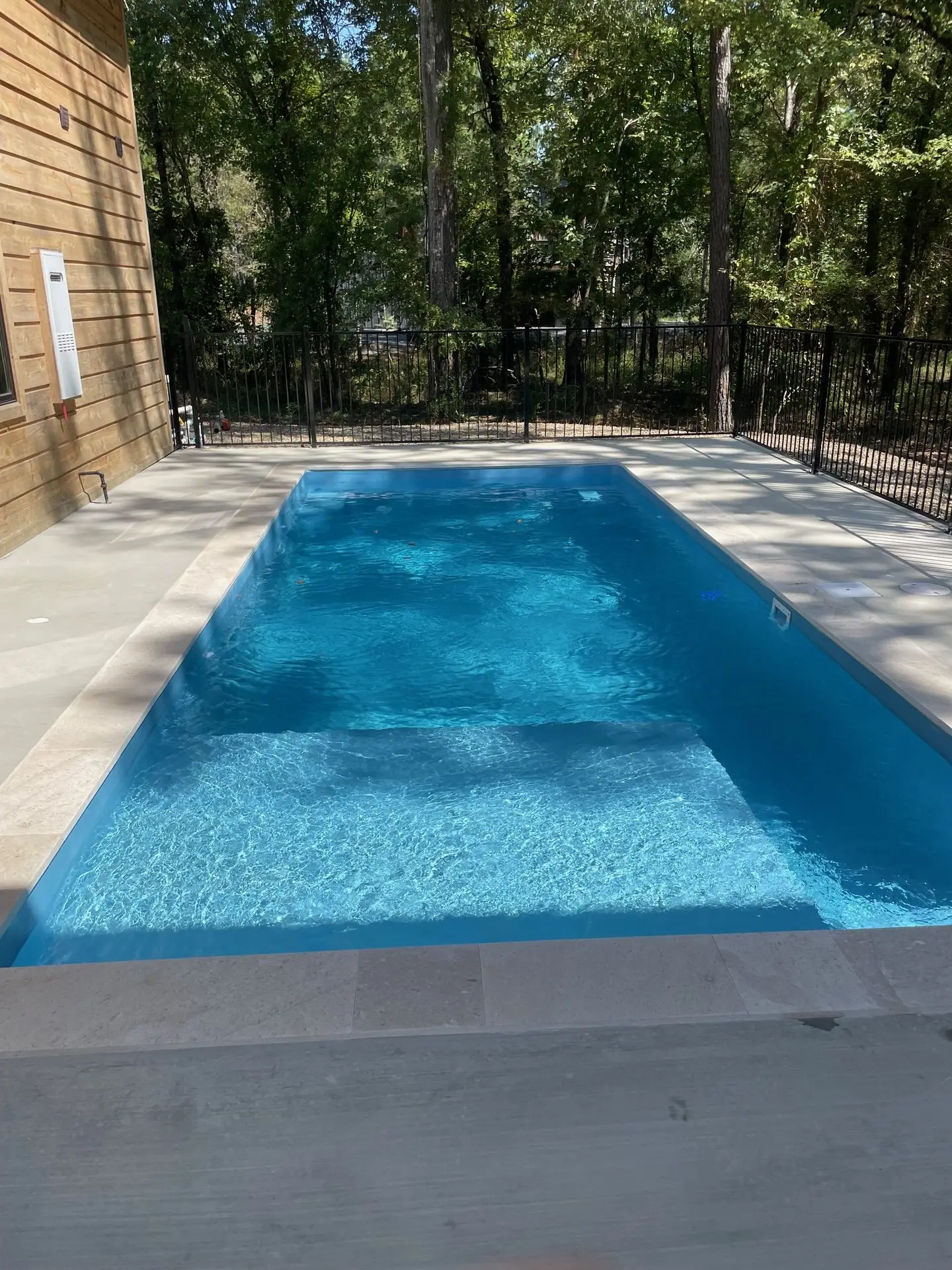 COLOMBIAN-COVE-17-rotated