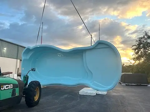 Roatan-Beach-Sky-Blue-on-its-side-at-Sun-Rise-1-.-2024